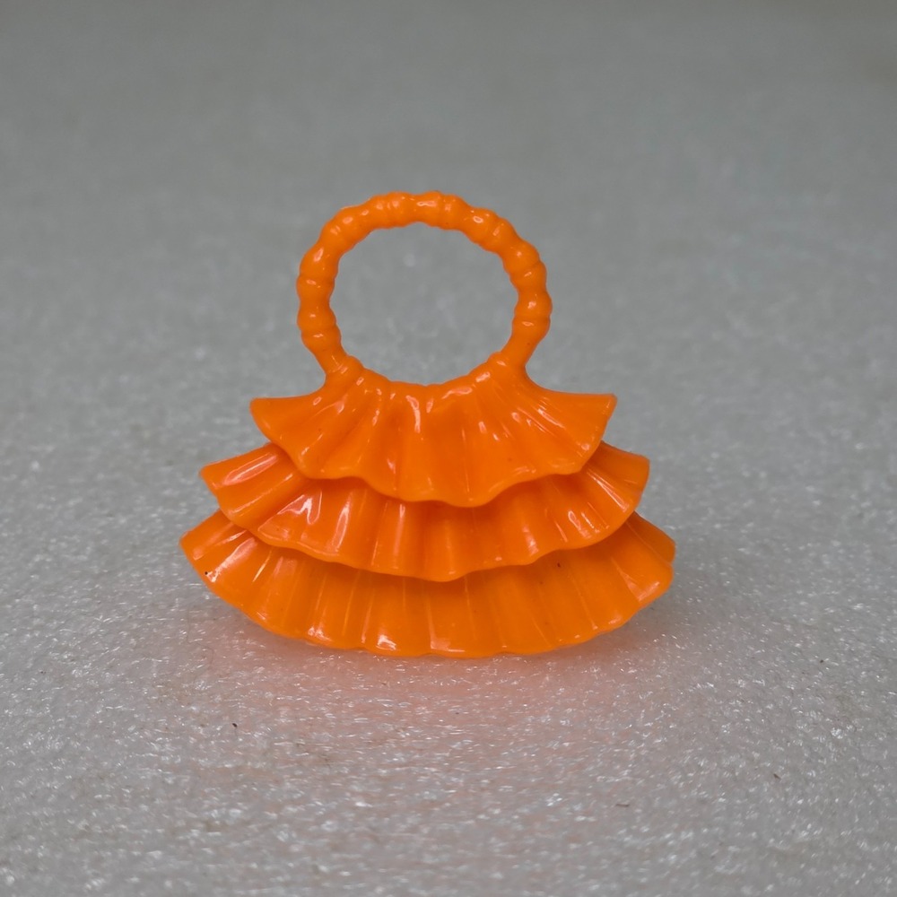 Mattel Barbie My Scene Fashion Fever Orange tiered ruffle purse doll toy 1.5"